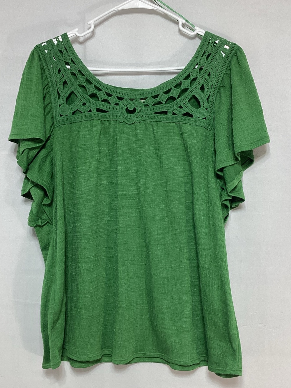 NWT Max Studio 1X Green Crochet Yoke Flutter Sleeve Top